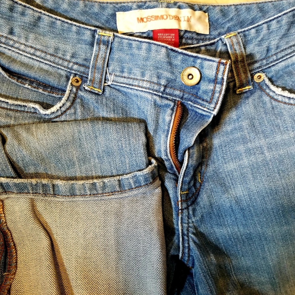 Mossimo capri jeans